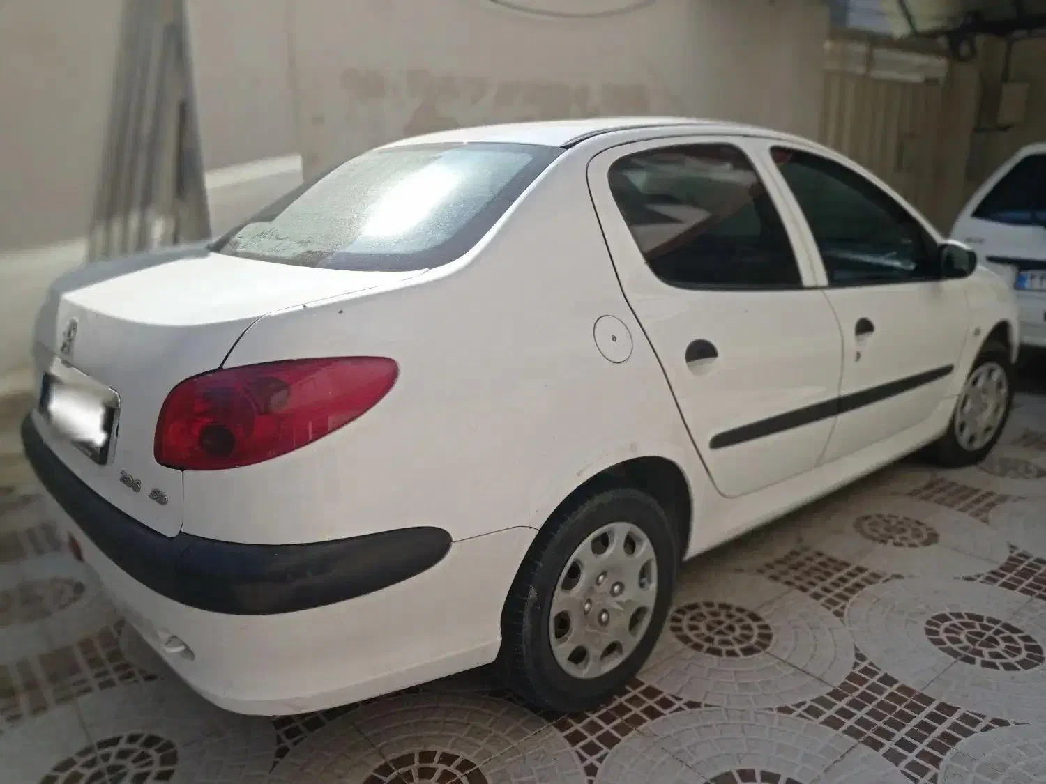 پژو ۲۰۶ صندوق دار v8 - 1395