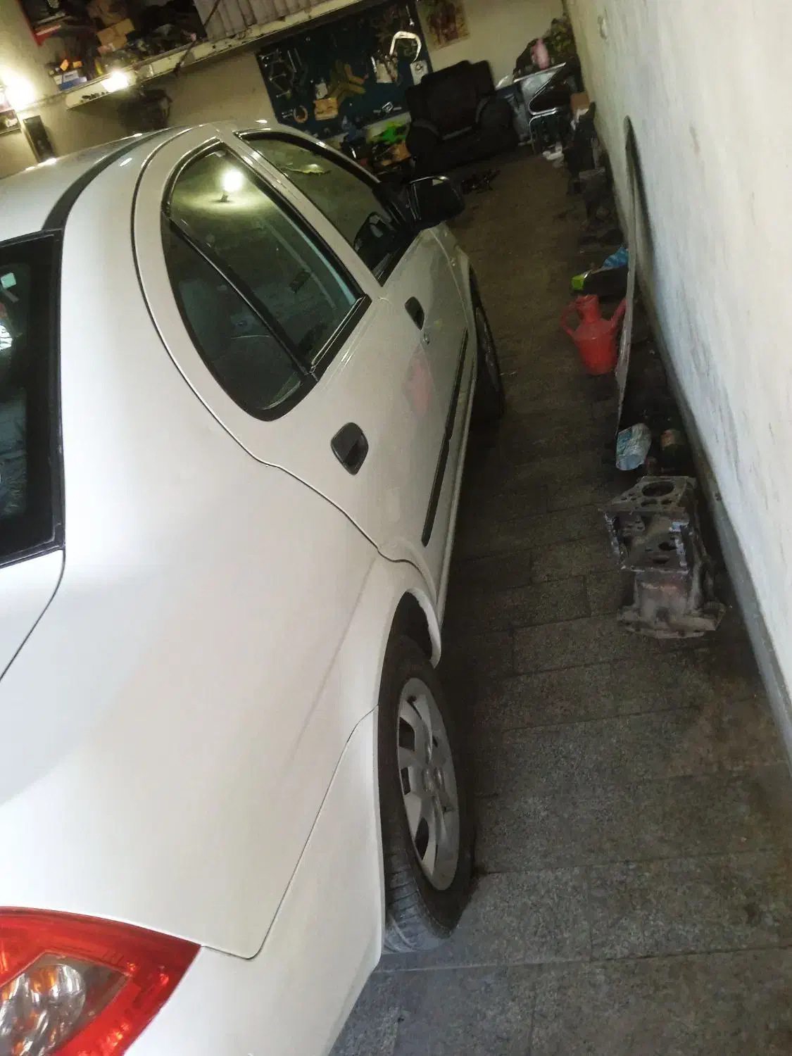 تیبا صندوق دار SX - 1399