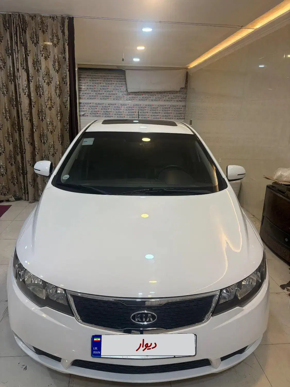 خودرو کیا، سراتو مونتاژ آگهی ann_20980985