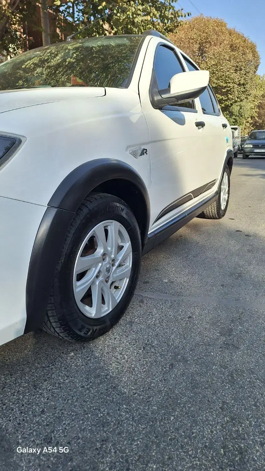 کوییک R دنده‌ای - 1402