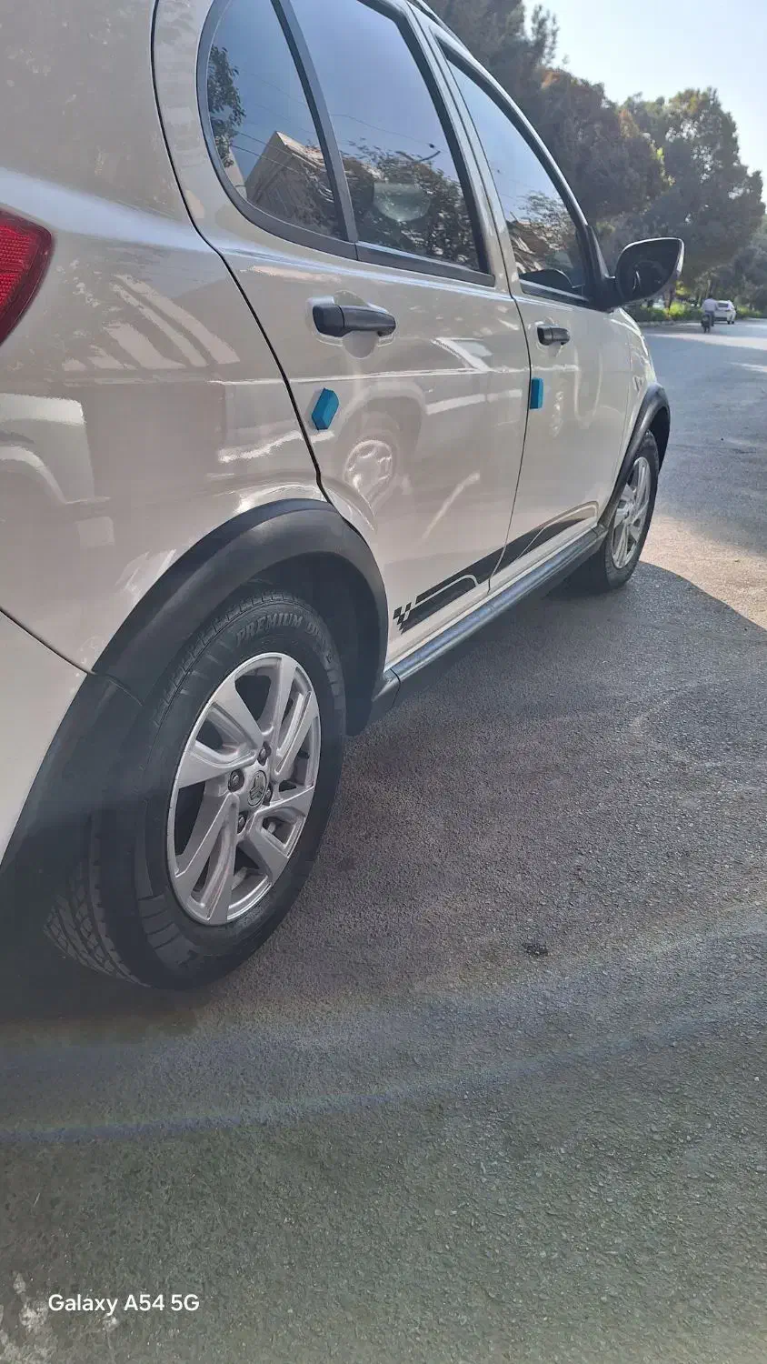 کوییک R دنده‌ای - 1402