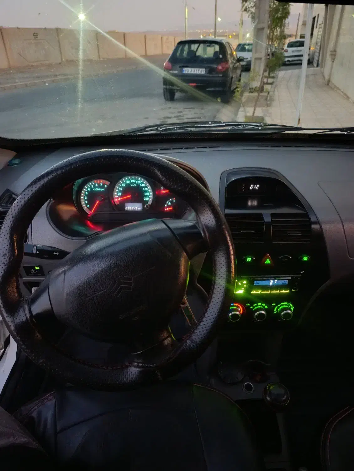 تیبا صندوق دار SX - 1397