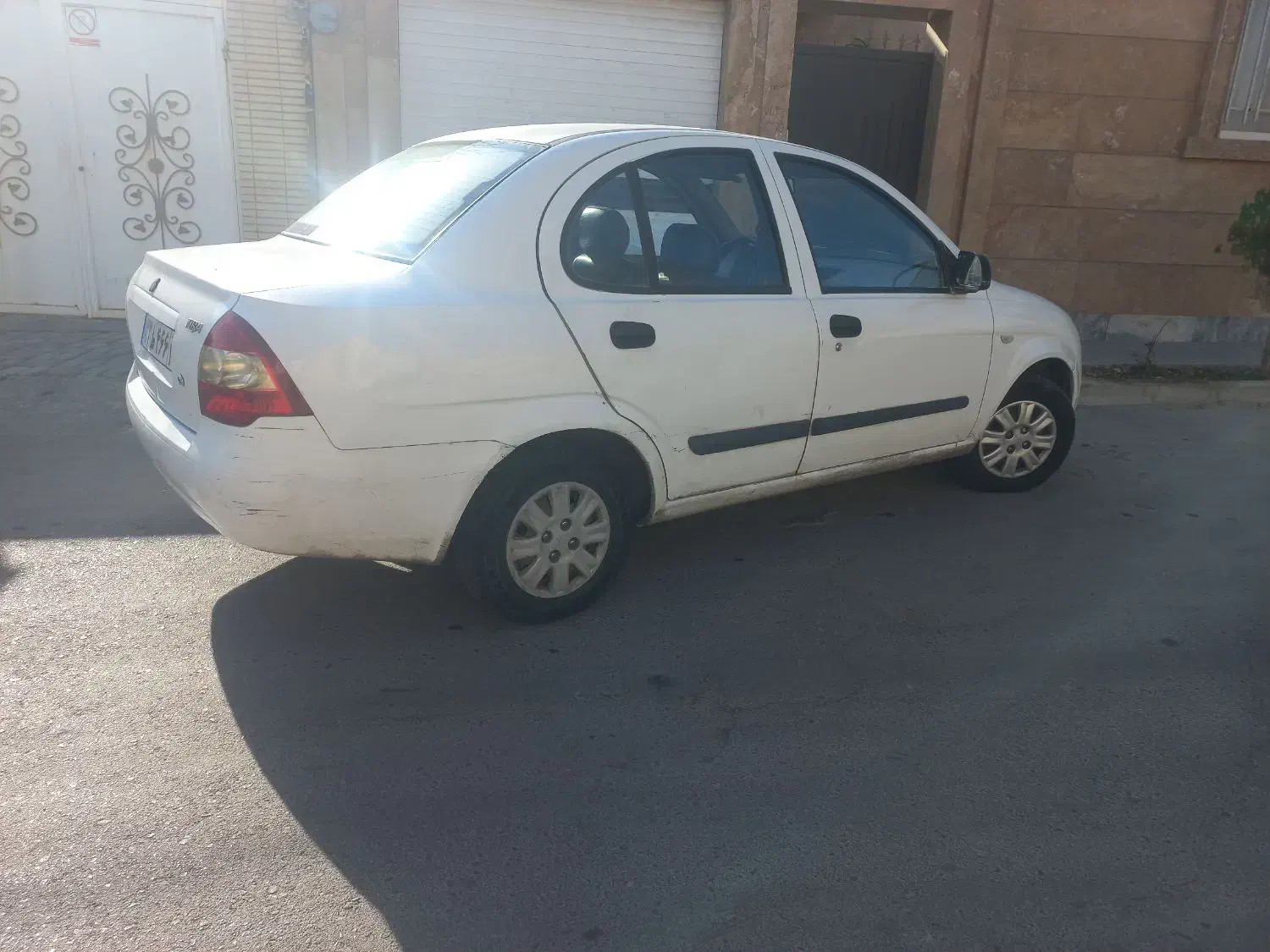 تیبا صندوق دار SX - 1390