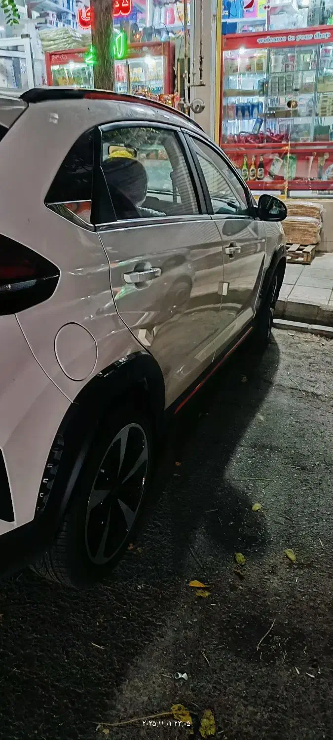 ام وی ام X33 کراس دنده‌ای - 1403