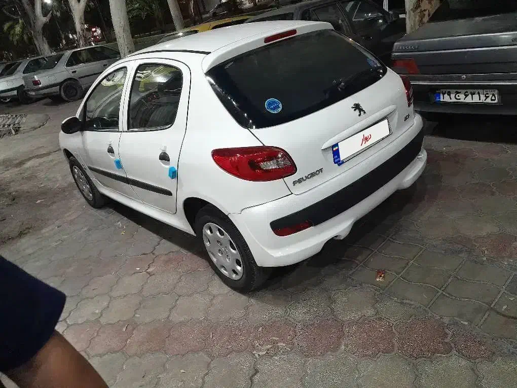 پژو 206 تیپ 2 - 1398