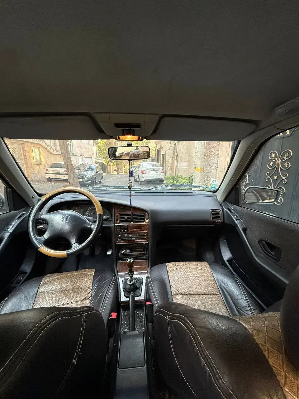 پژو پارس سال - 1385