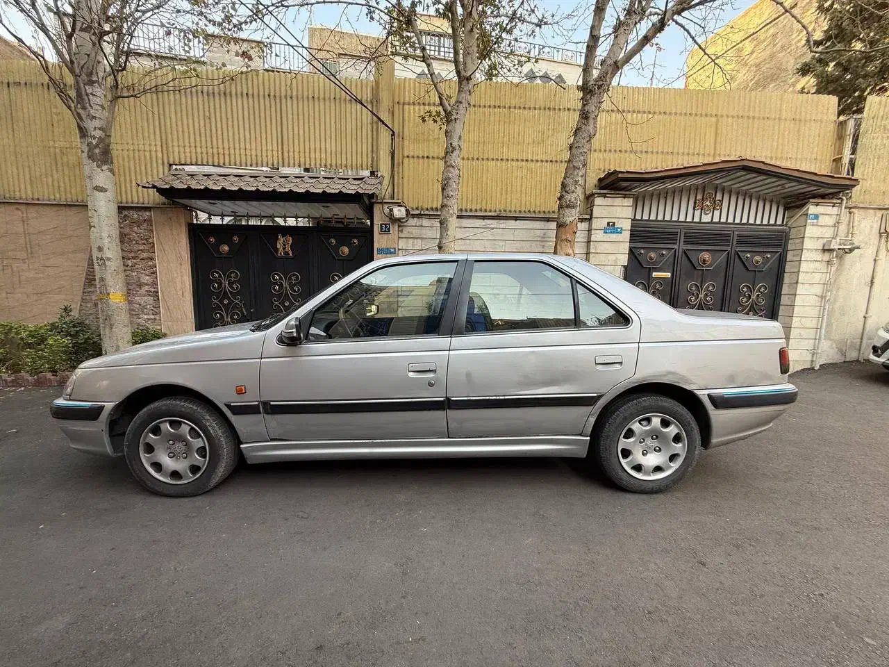 پژو پارس سال - 1385