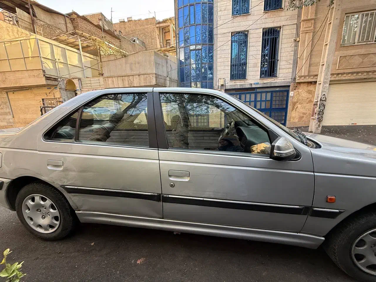 پژو پارس سال - 1385