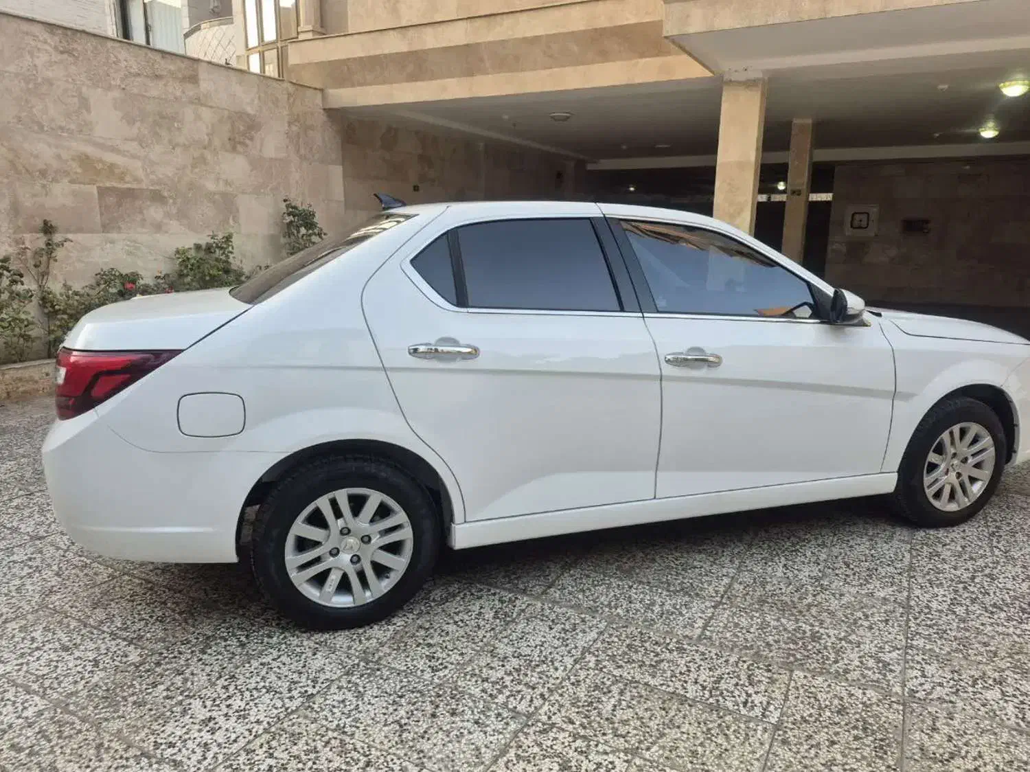 دنا پلاس ۶ دنده EF7p - 1403