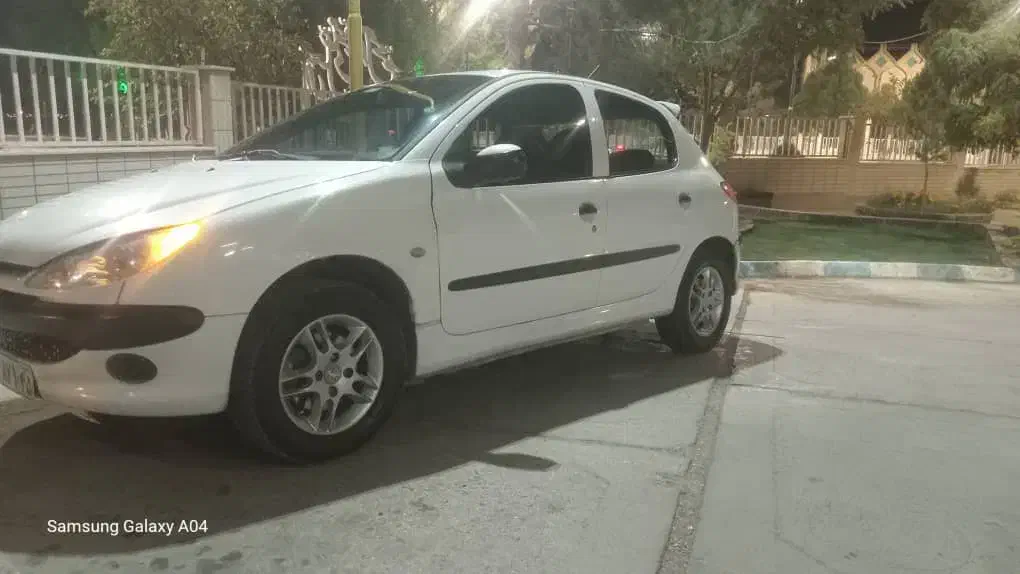 پژو 206 تیپ 3 - 1395