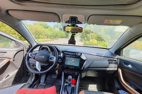 ام وی ام X22 پرو اتوماتیک اکسلنت - 1400