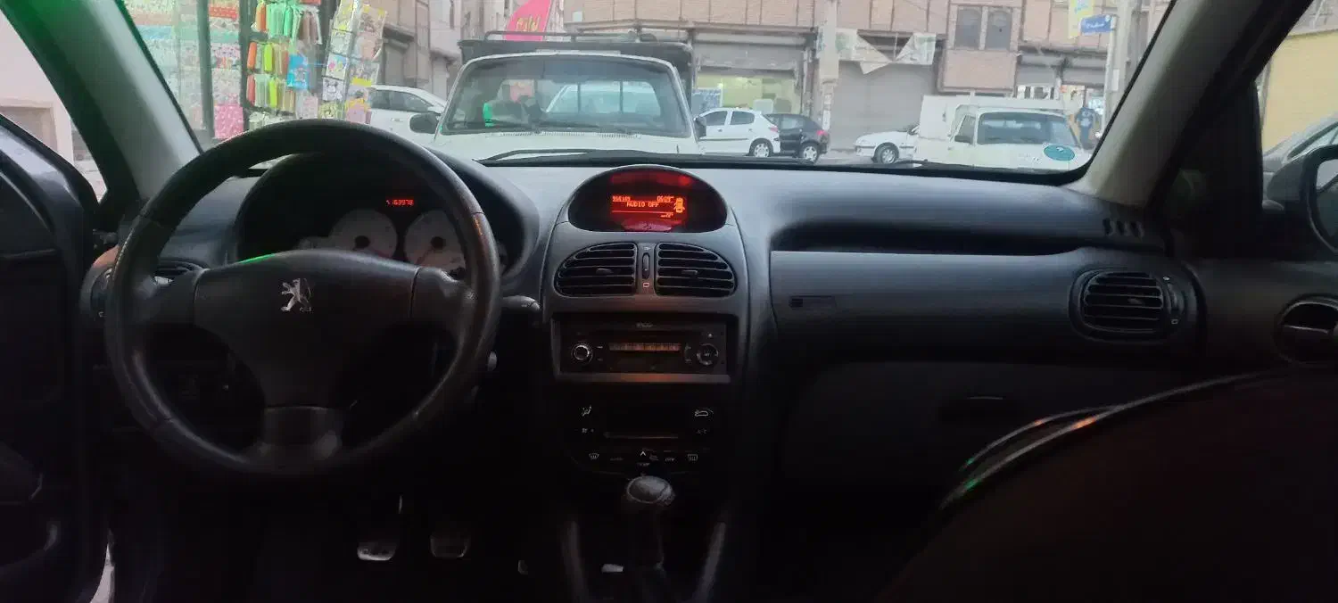 پژو 206 تیپ 5 - 1396