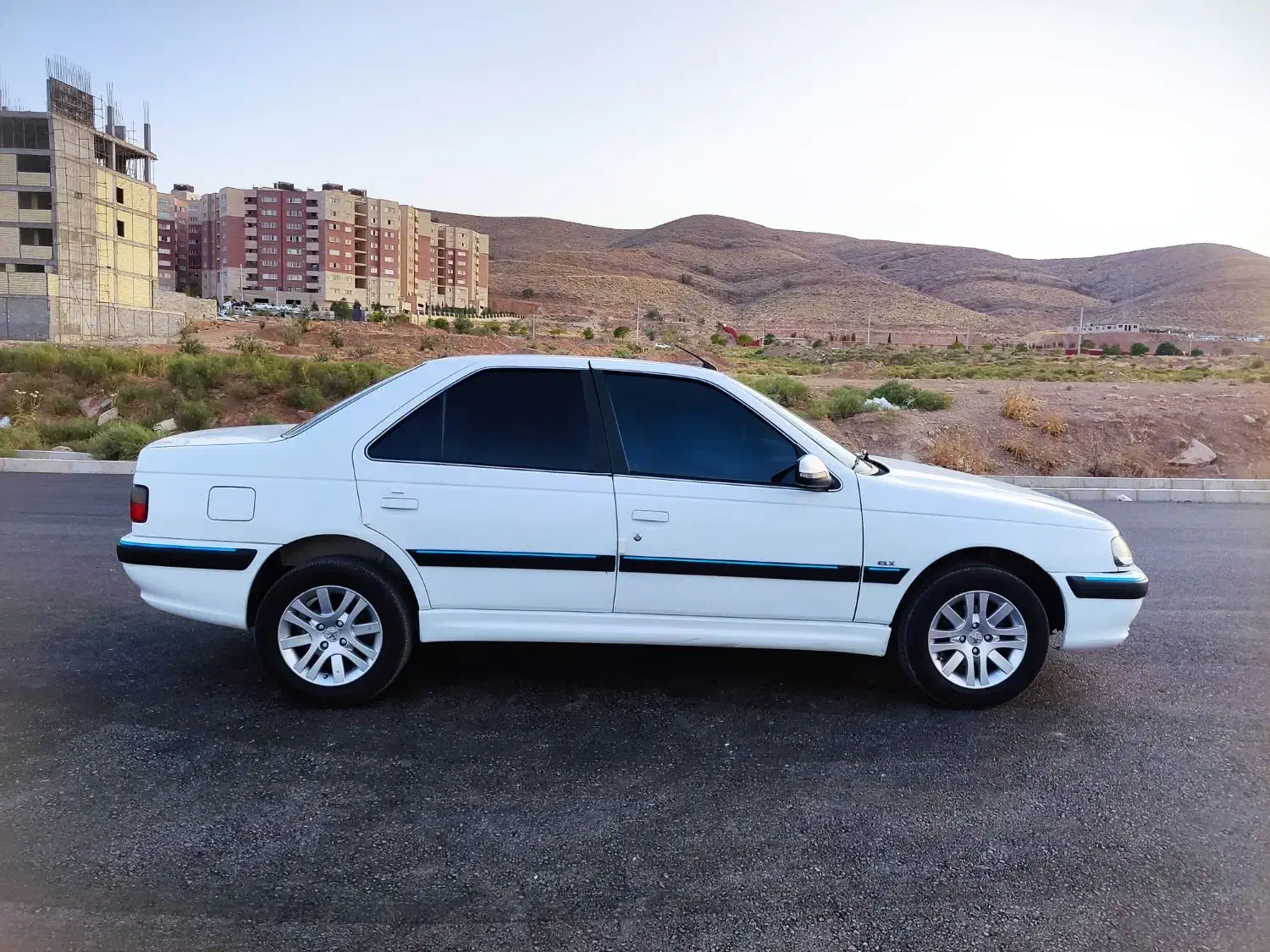 پژو پارس ELX - 1402