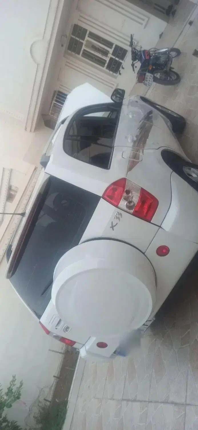 ام وی ام X33 دنده‌ای ساده - 1391