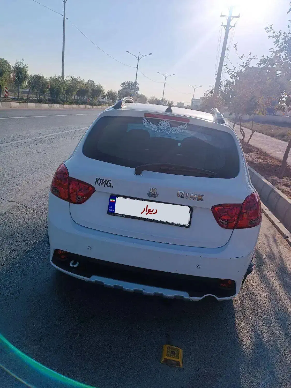 خودرو کوییک، معمولی آگهی ann_20981696