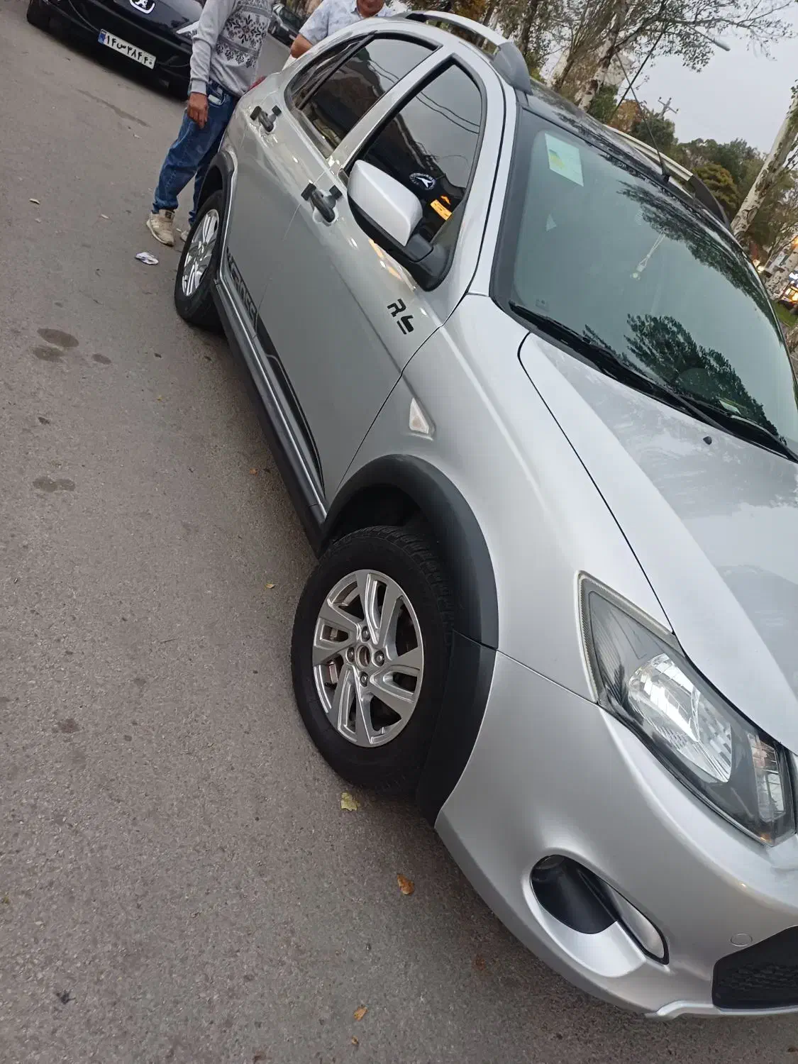 خودرو کوییک، R آگهی ann_20981792