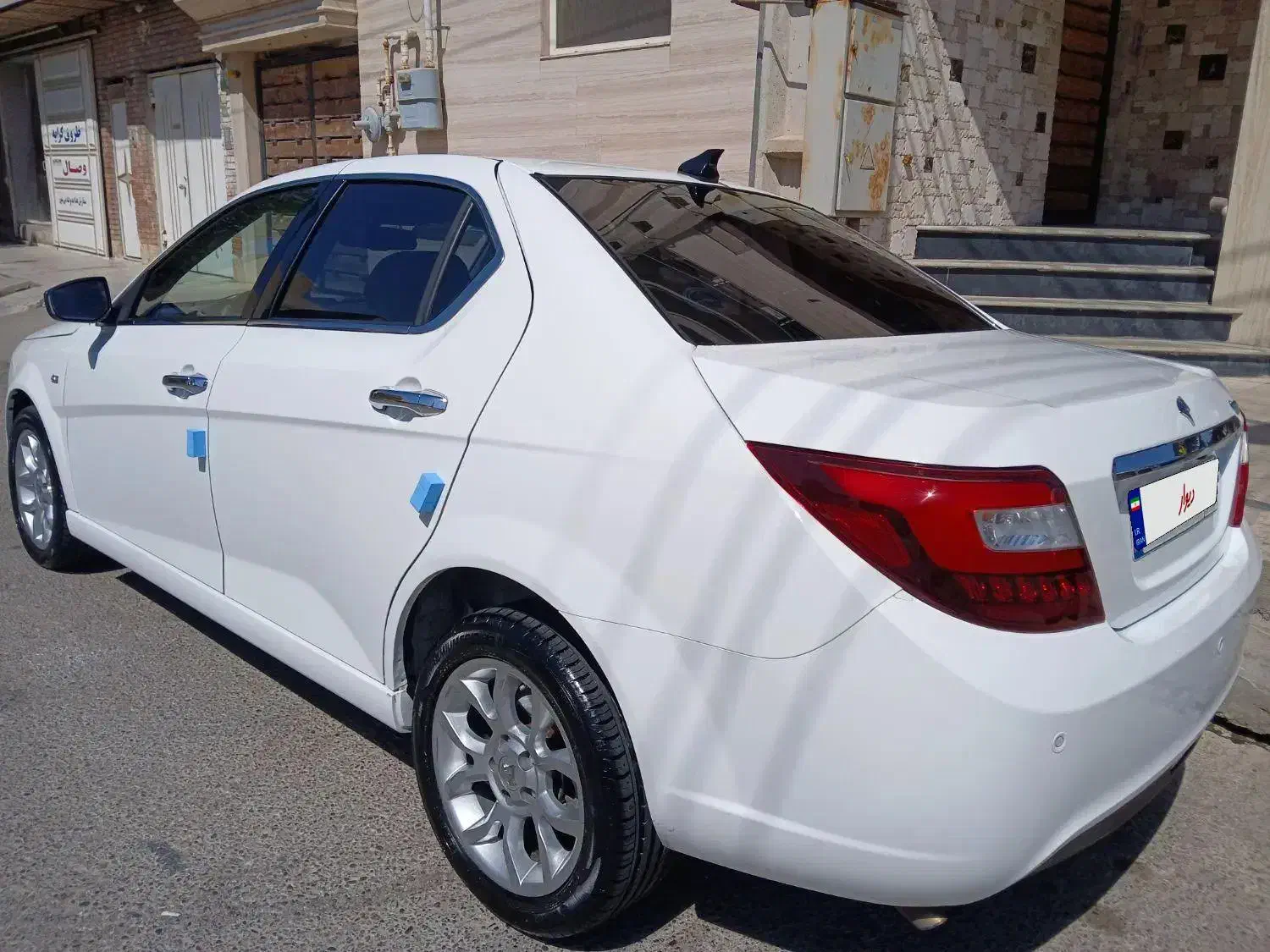 دنا پلاس توربو اتوماتیک - 1401