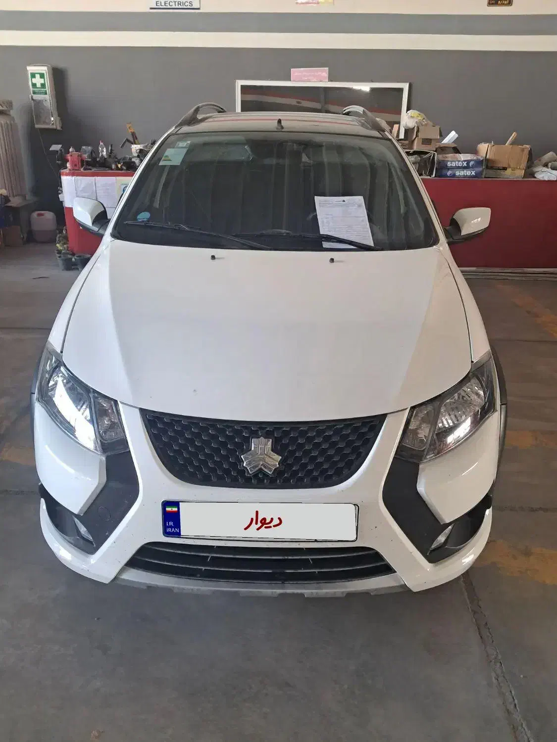 کوییک R دنده‌ای - 1404