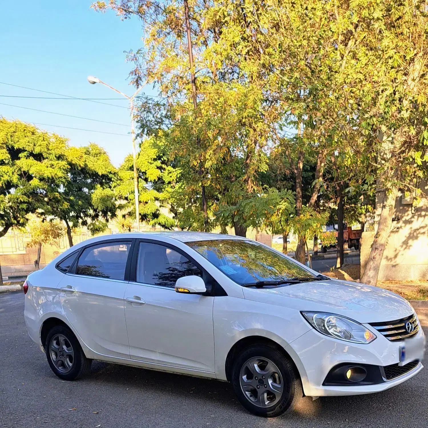 جک J4 اتوماتیک ساده - 1401