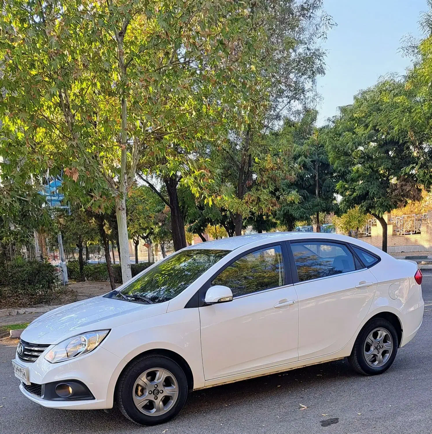 جک J4 اتوماتیک ساده - 1401