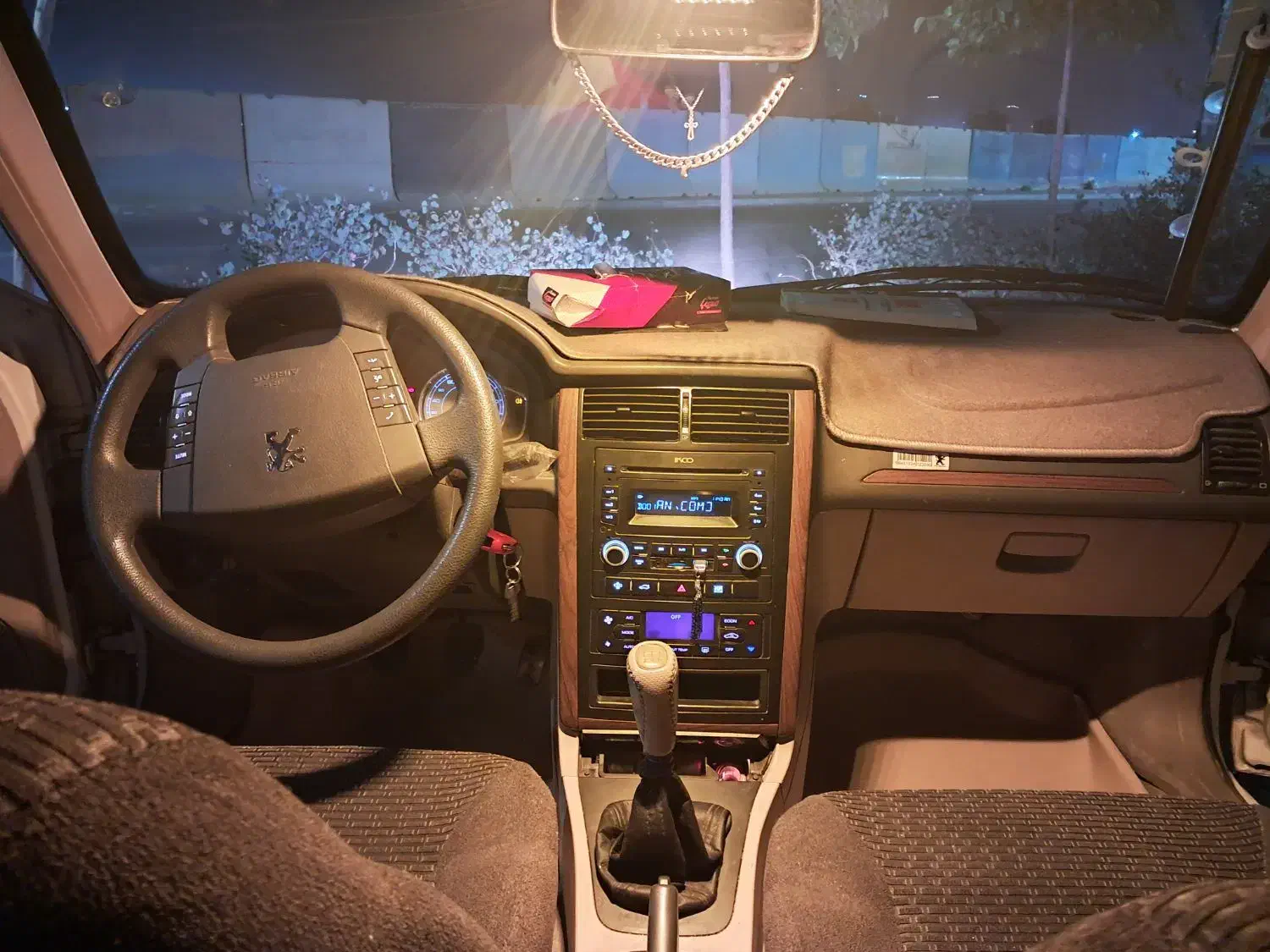 پژو پارس سال - 1394