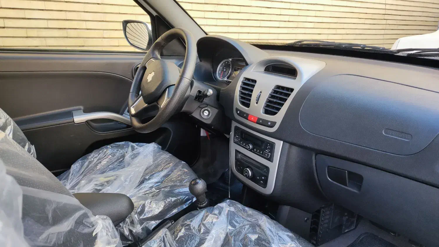 کوییک R دنده‌ای - 1404