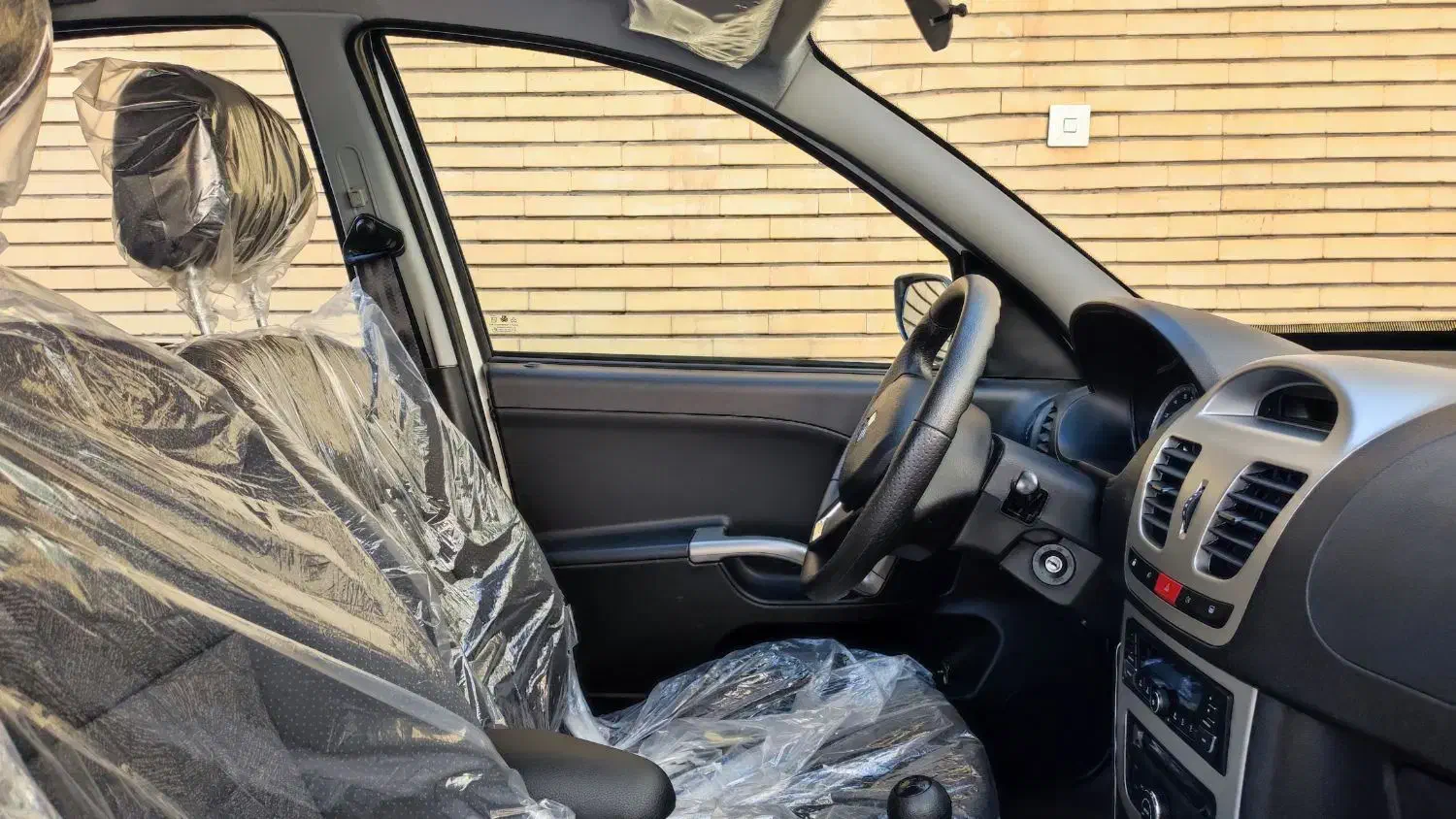 کوییک R دنده‌ای - 1404