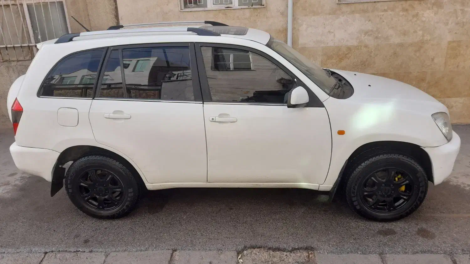 خودرو ام وی ام، X33 آگهی ann_20982102