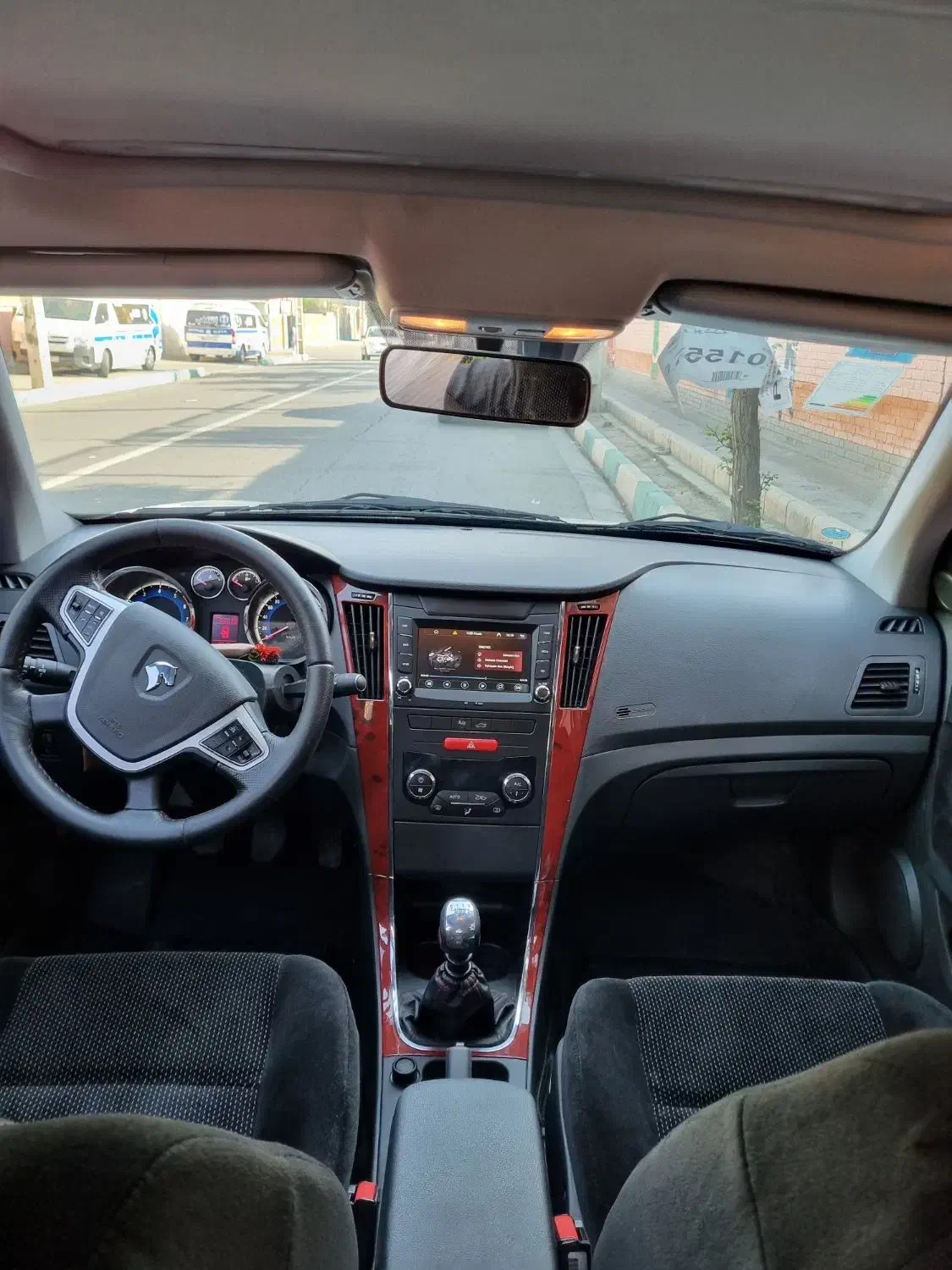 دنا پلاس توربو 6 دنده - 1402