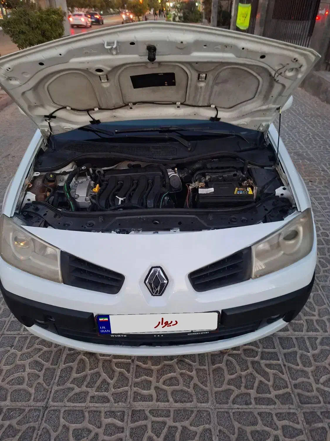 رنو مگان پارس خودرو 1600 E2 - 1391