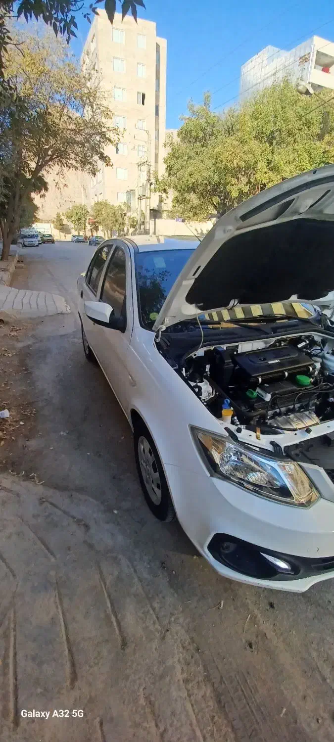 ساینا S دنده‌ای معمولی - 1401