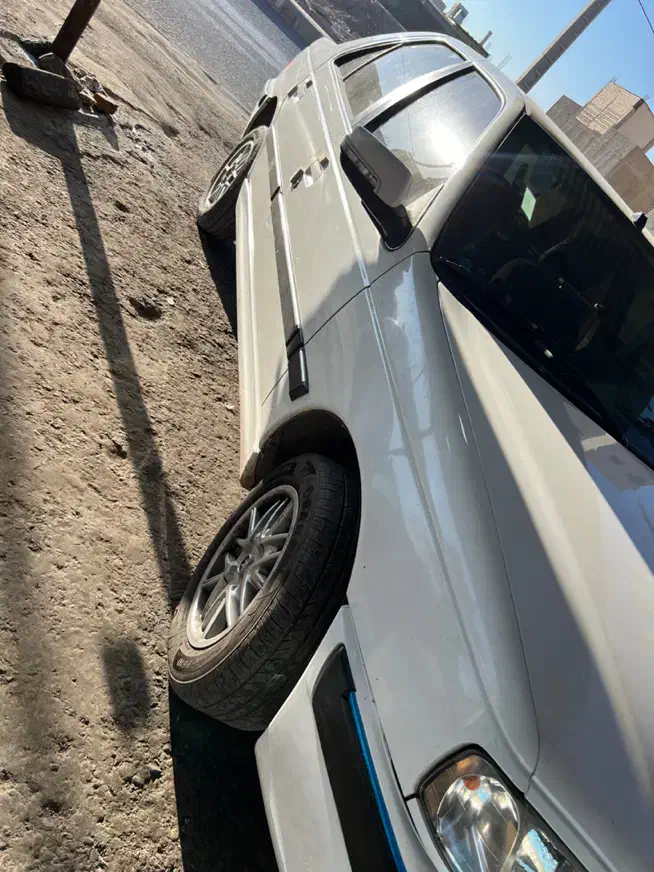 پژو پارس XU7P - 1402