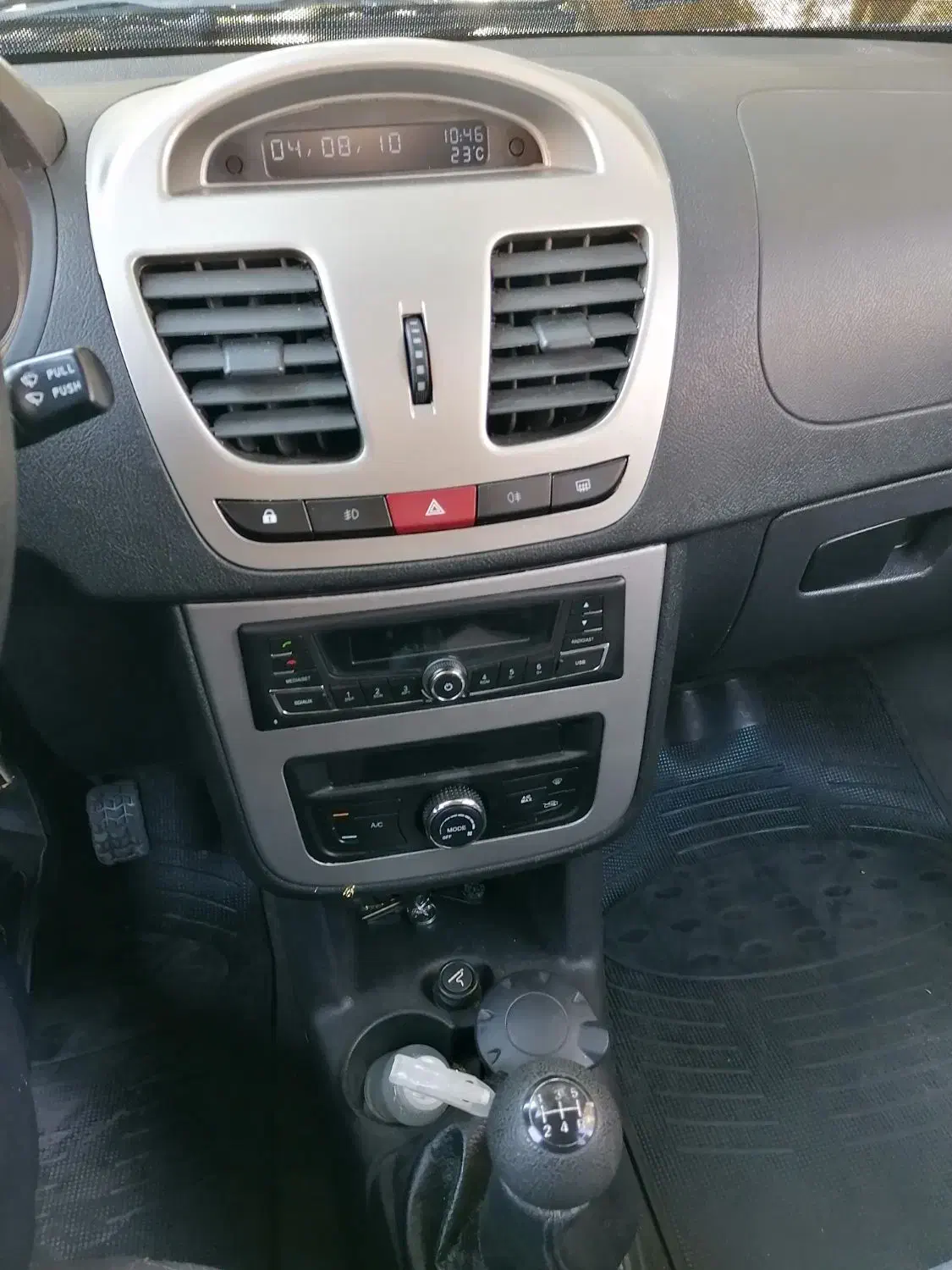 کوییک معمولی دنده‌ای - 1402