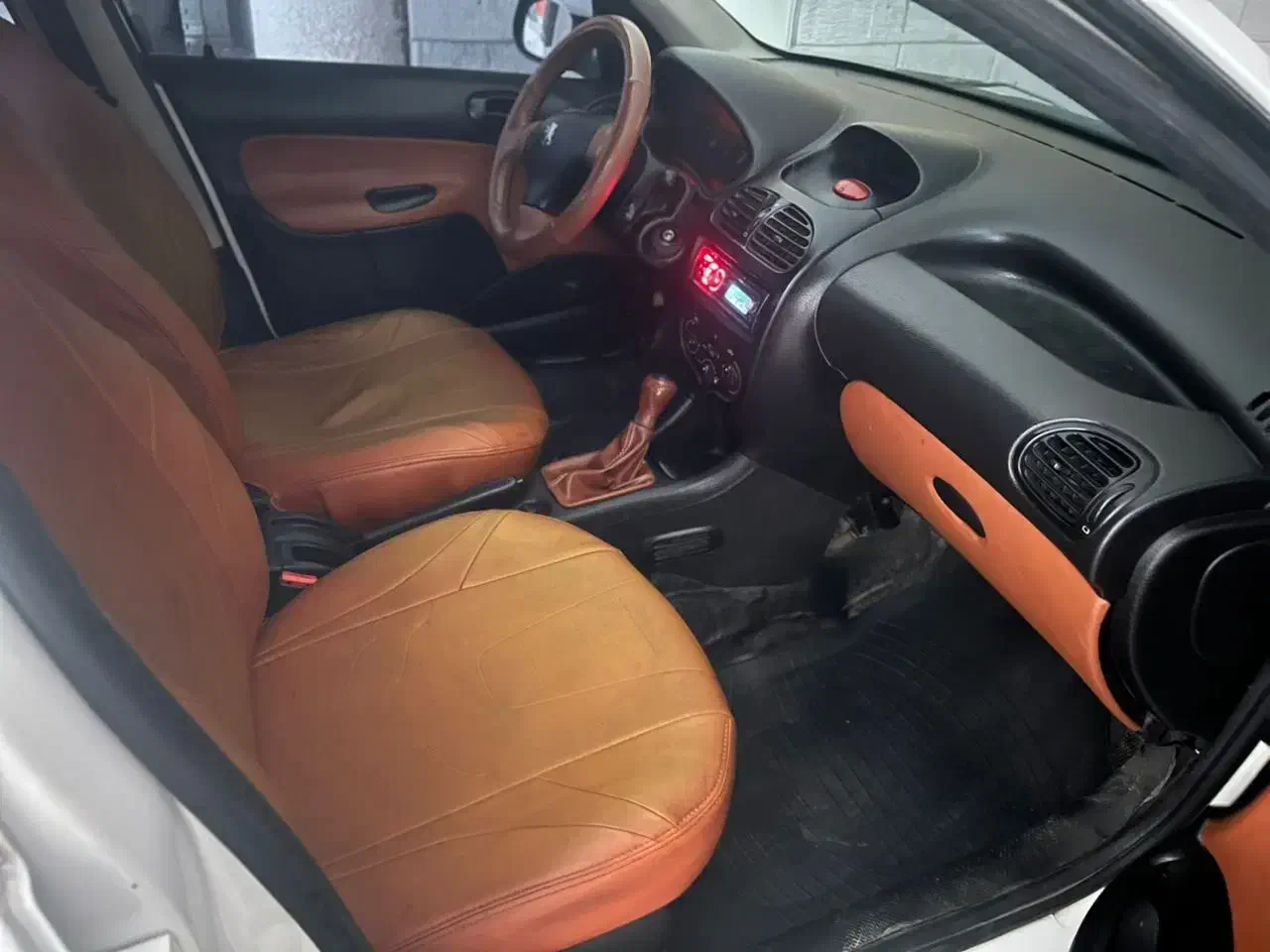 پژو 206 تیپ 2 - 1390