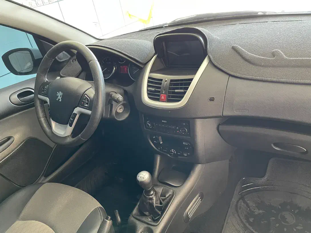 پژو 207 پانوراما دنده‌ای - 1403