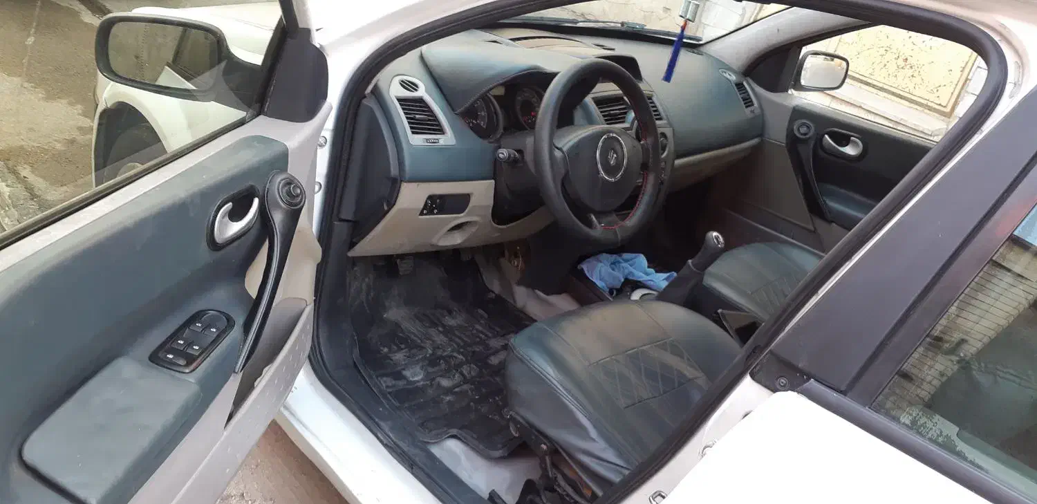 رنو مگان پارس خودرو 1600 E2 - 1391