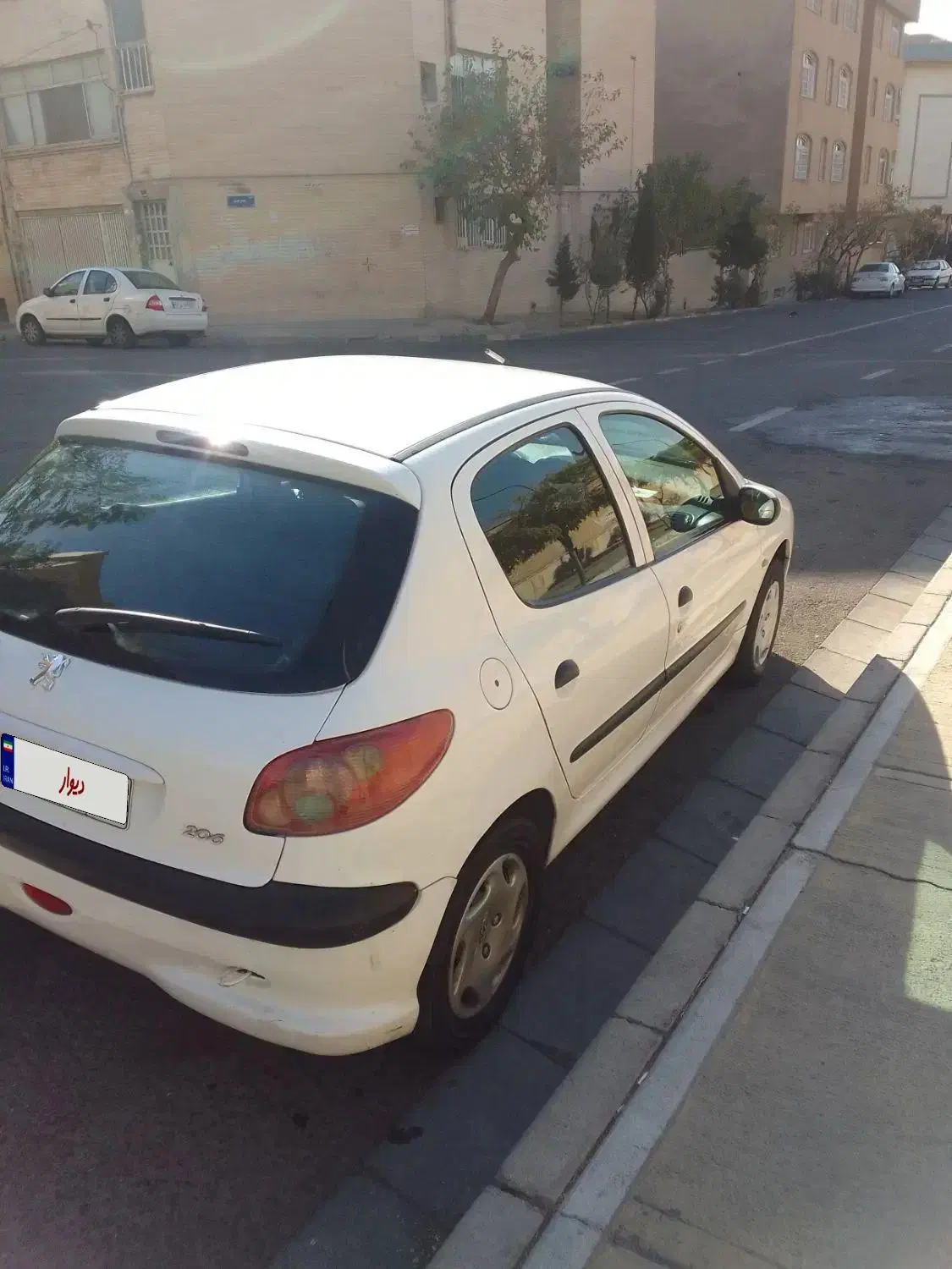 پژو 206 تیپ 5 - 1385