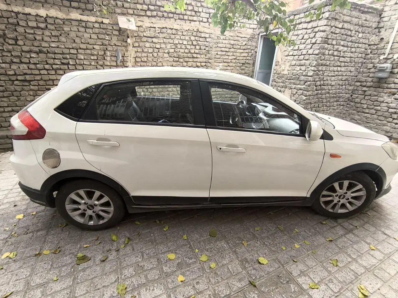 ام وی ام 315 هاچ بک اسپرت لاکچری - 1396