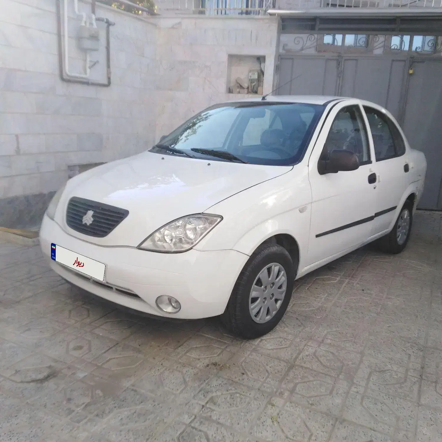 تیبا صندوق دار SX - 1400