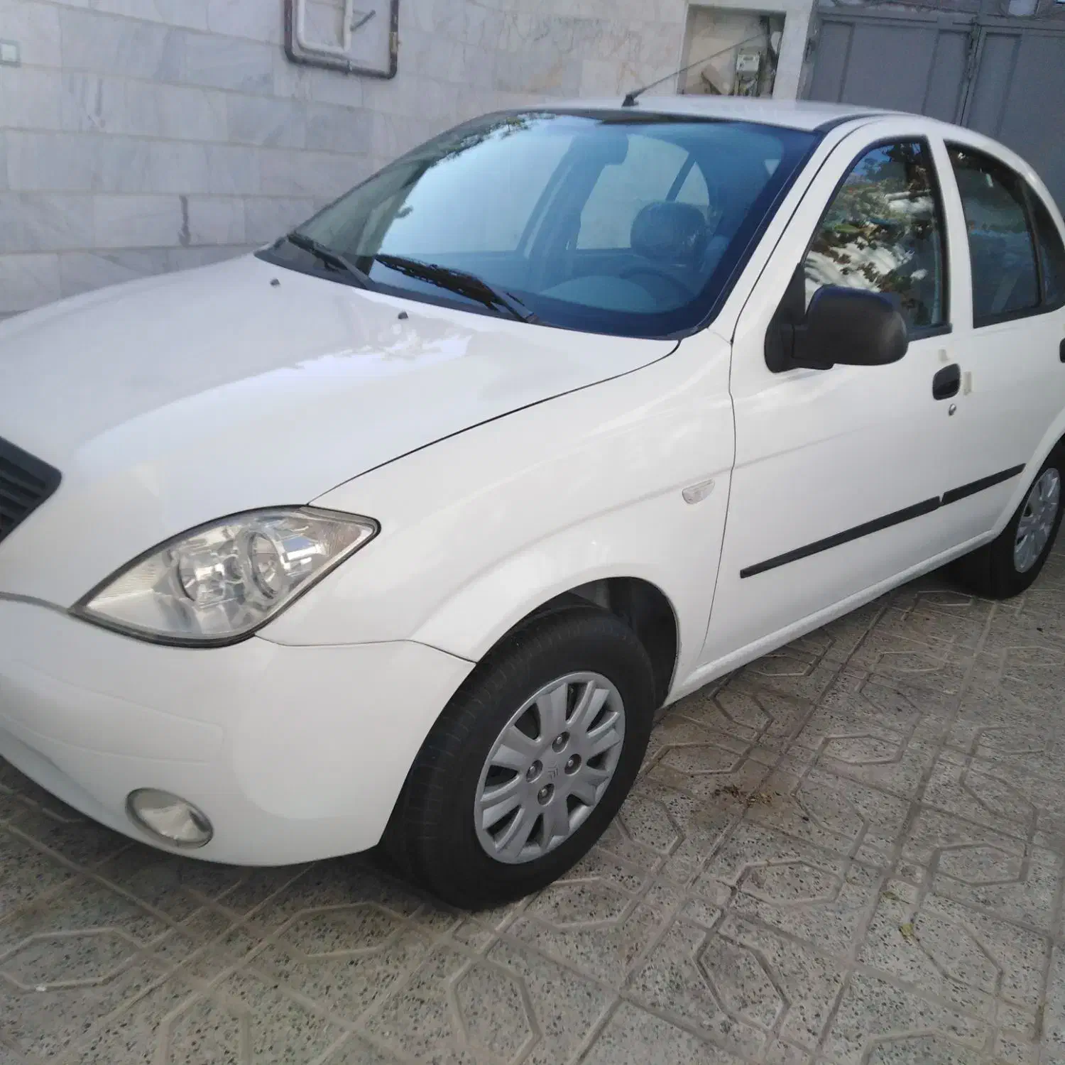 تیبا صندوق دار SX - 1400