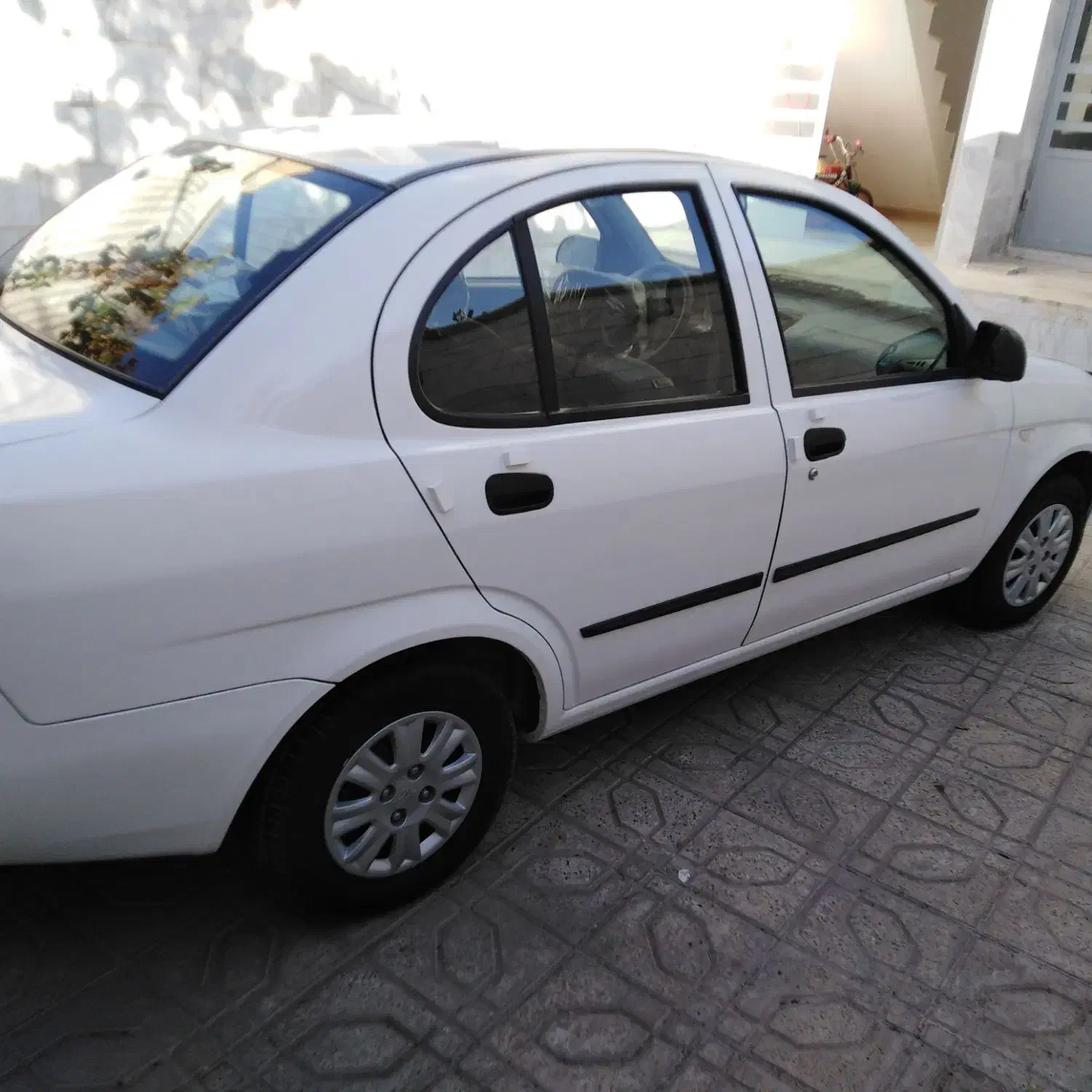 تیبا صندوق دار SX - 1400