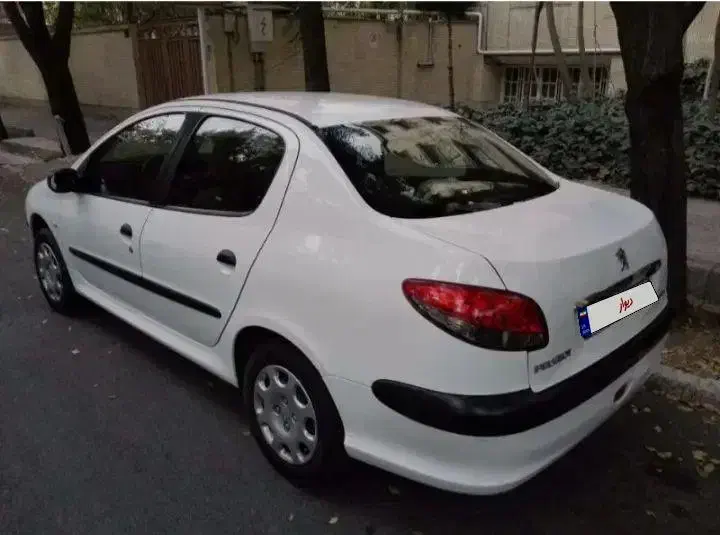 خودرو پژو، ۲۰۶ صندوق دار آگهی ann_20982763