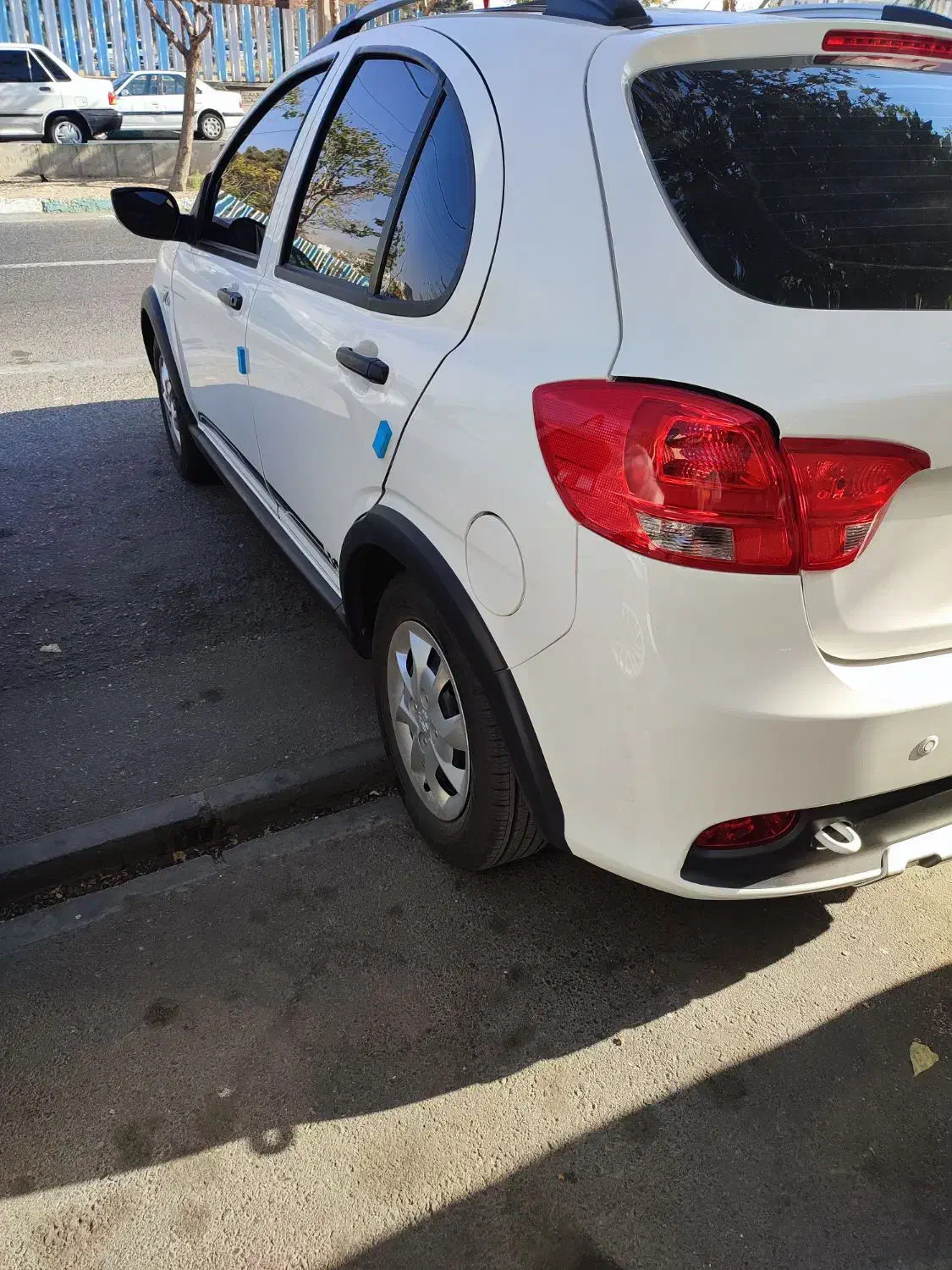 کوییک R دنده‌ای - 1404