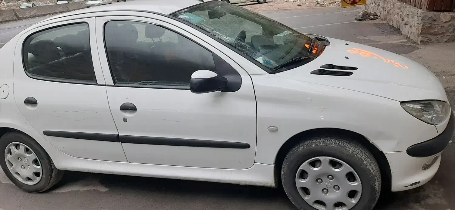 پژو ۲۰۶ صندوق دار v8 - 1396