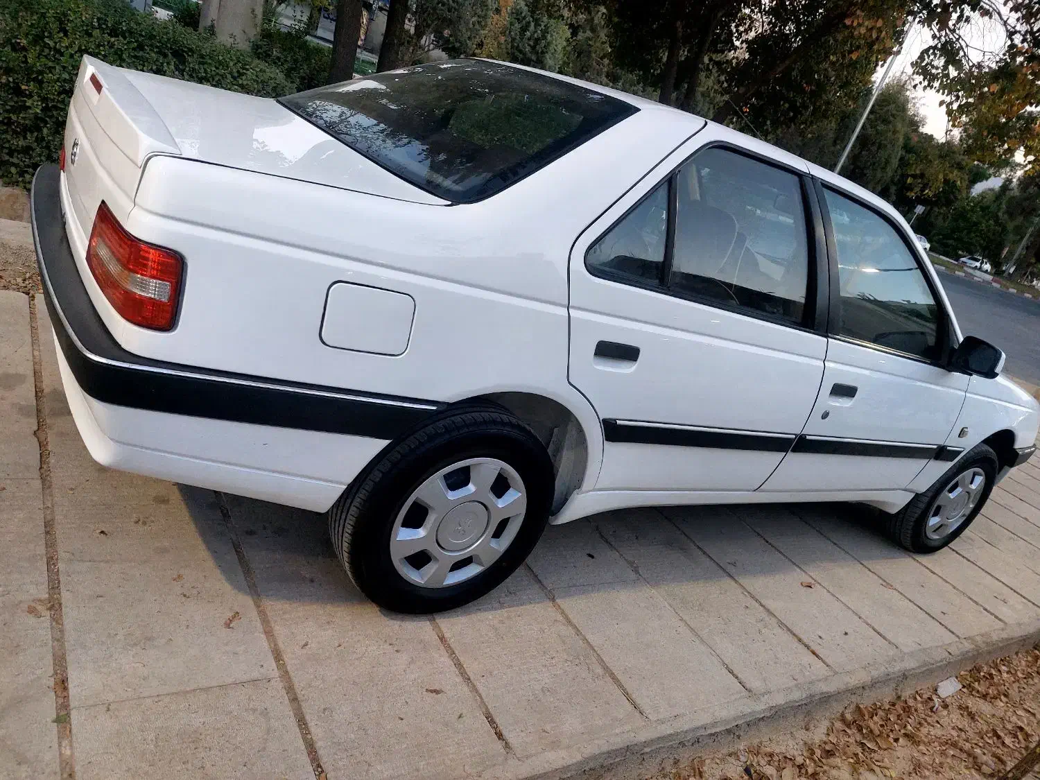 پژو 405 SLX بنزینی TU5 - 1398