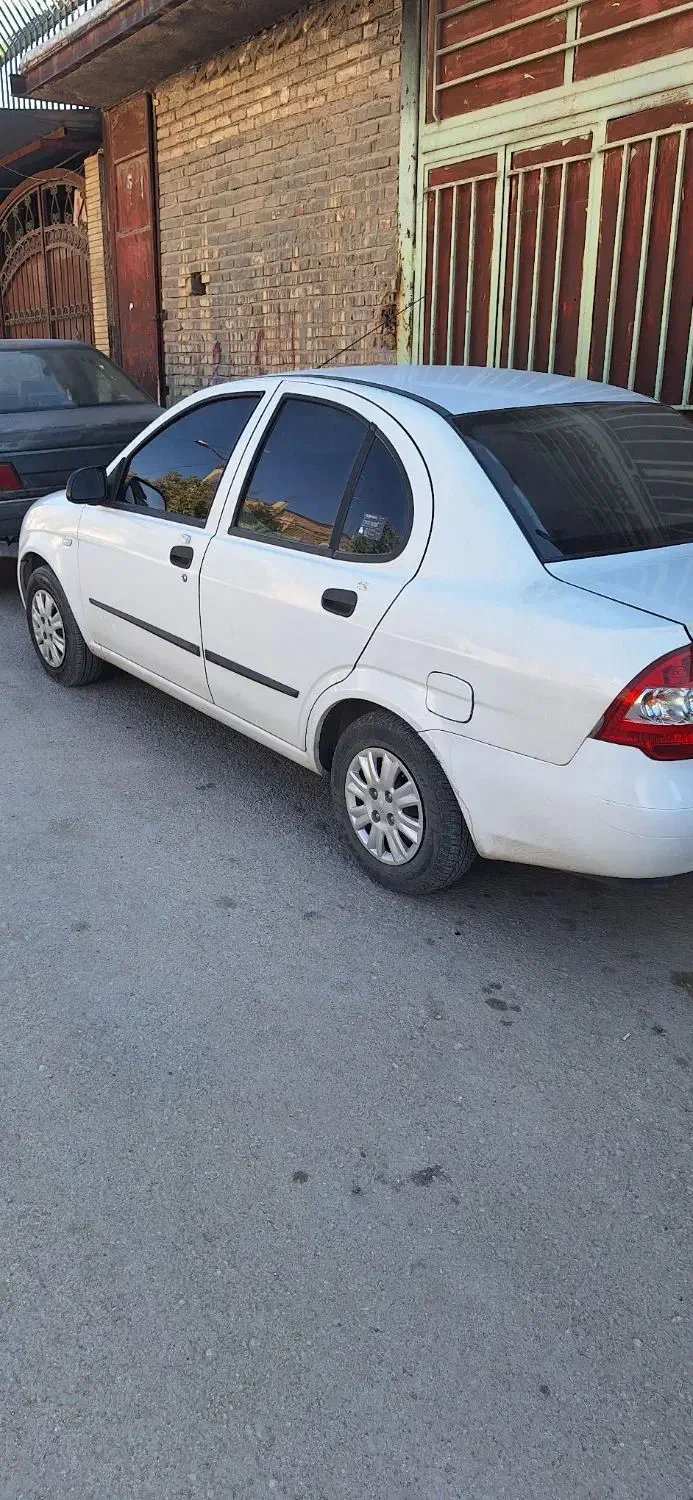 تیبا صندوق دار SX - 1400