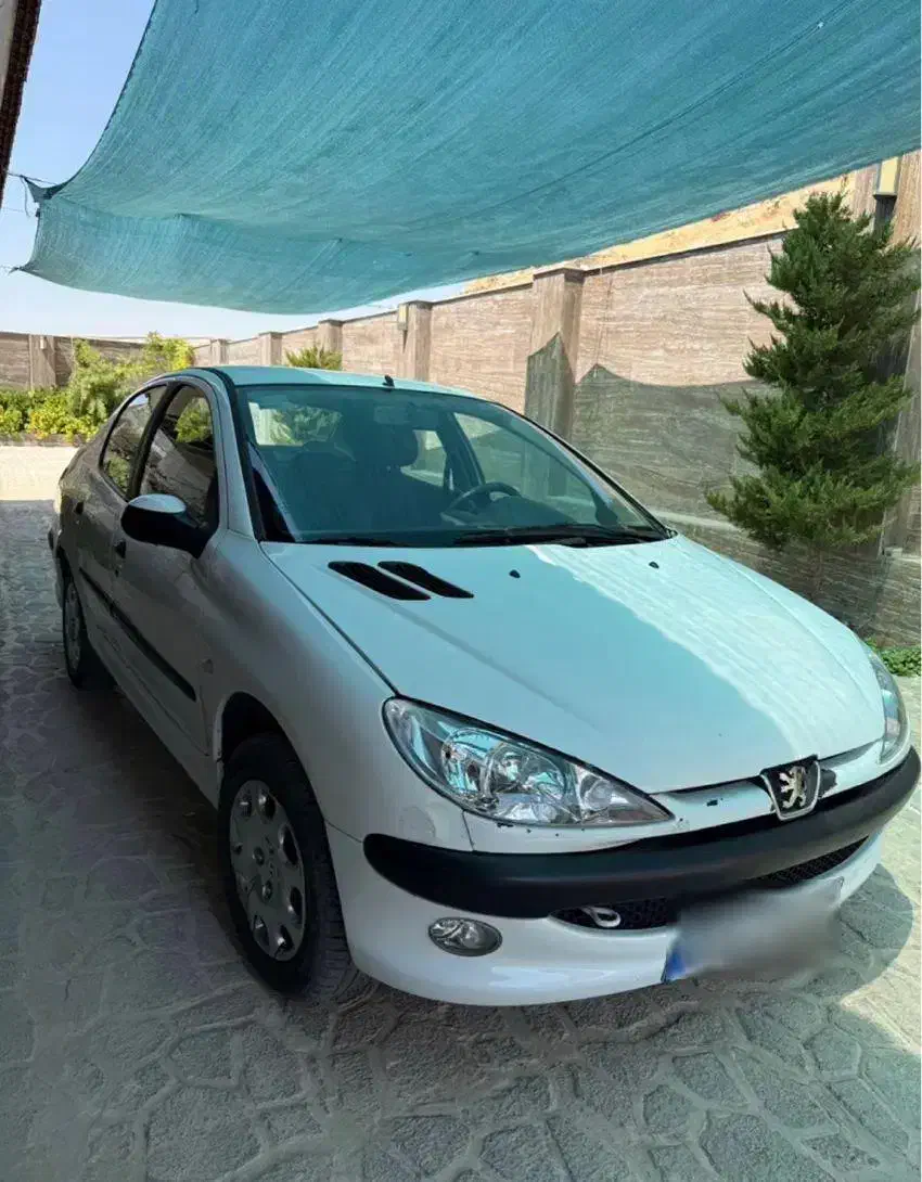 پژو ۲۰۶ صندوق دار v8 - 1390