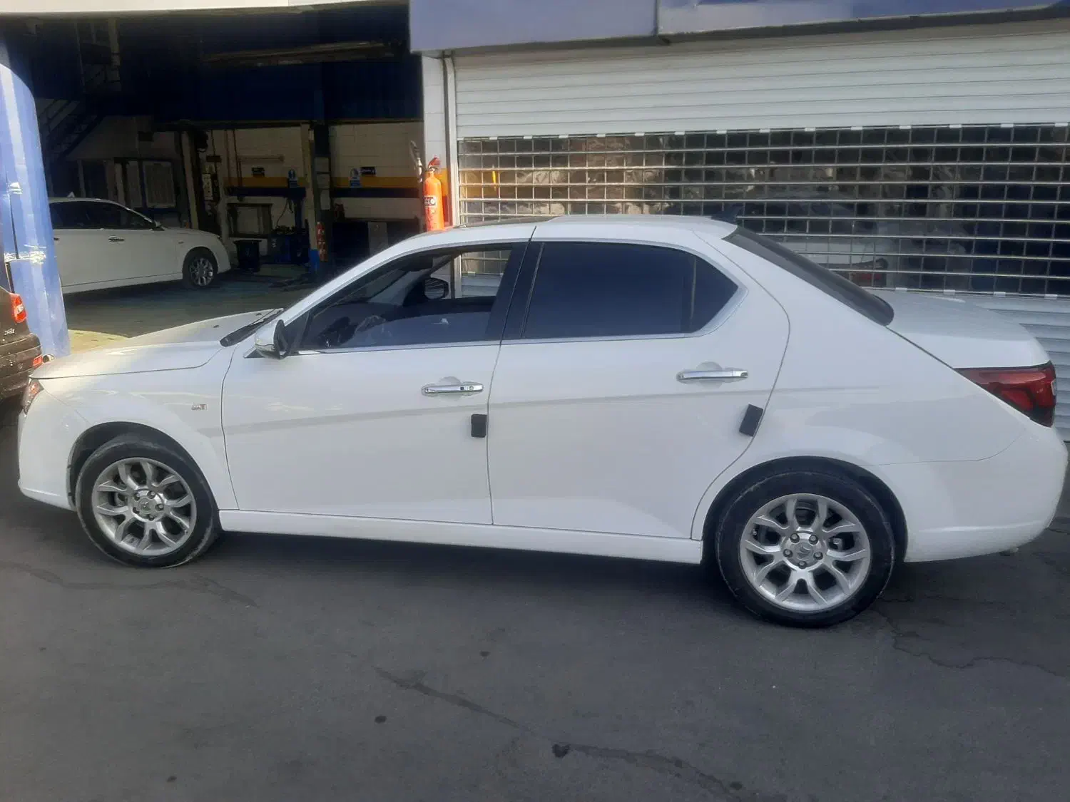 دنا پلاس توربو اتوماتیک - 1403