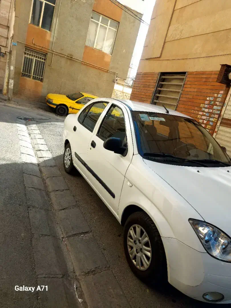 تیبا صندوق دار SX - 1395