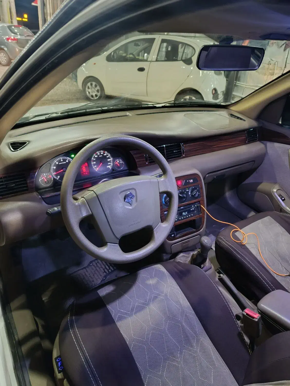 سمند LX XU7 - 1395